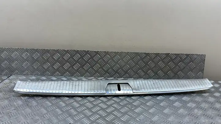 Mercedes-Benz E W211 (2002 - 2009) A2116900089 Отделка порога багажника — фото 1