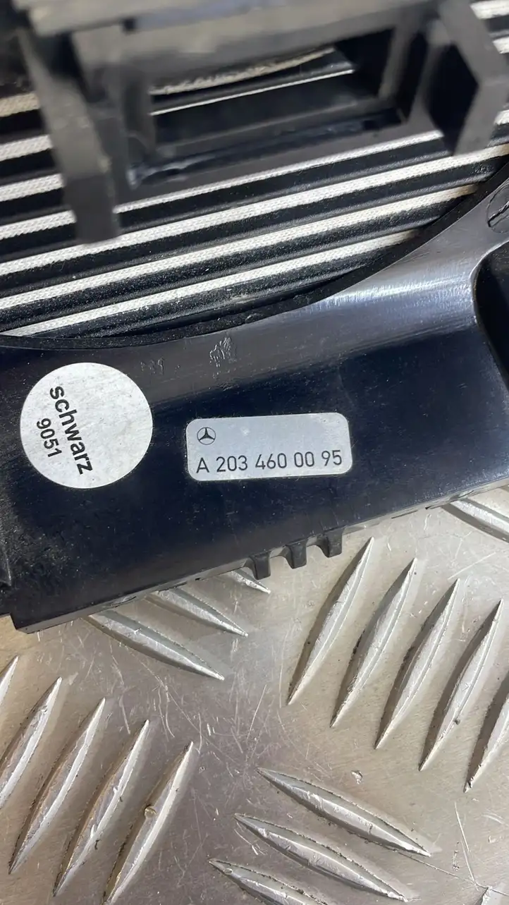 Mercedes-Benz C W203 (2000 - 2007) A2034600095 Обшивка рулевой колонки — фото 2