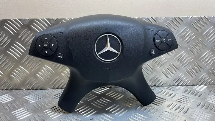 Mercedes-Benz C W204 (2007 - 2014) 20486002029 Подушка безопасности руля — фото 1