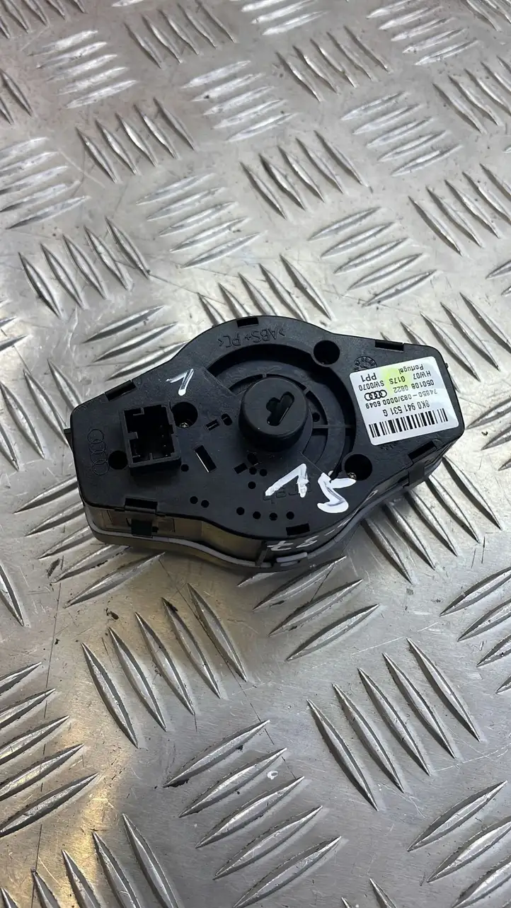 Audi A5 8T 8F (2007 - 2011) 8K0941531G Включатель фонарей — фото 3
