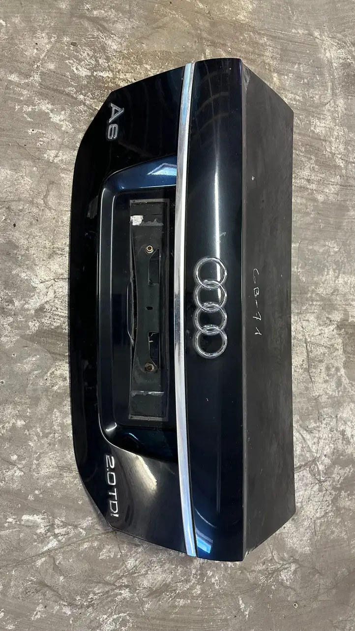 Audi A6 S6 C6 4F (2004 - 2008) Крышка багажника — фото 1
