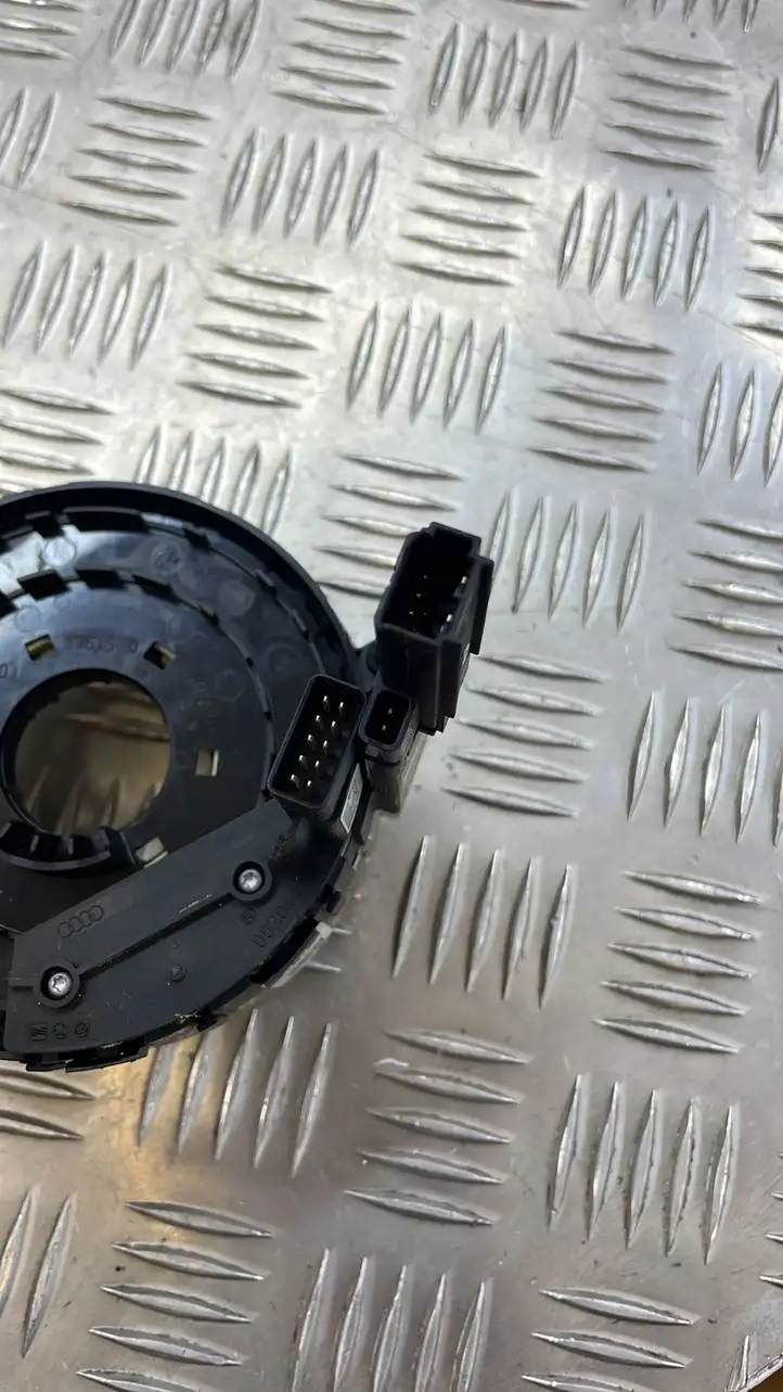 Audi A6 S6 C6 4F (2004 - 2008) 4F0953541 Контактное кольцо SRS — фото 4