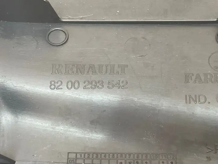 Renault Clio III (2005 - 2012) 8200293542 Нижняя обшивка стойки B — фото 4