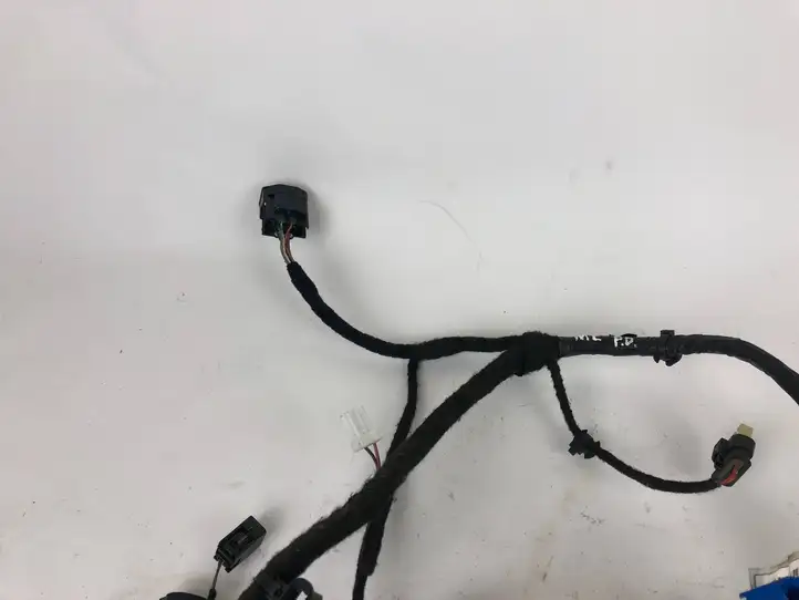 Maserati Levante (2017 - ) 06701013680 Прочая электропроводка — фото 6
