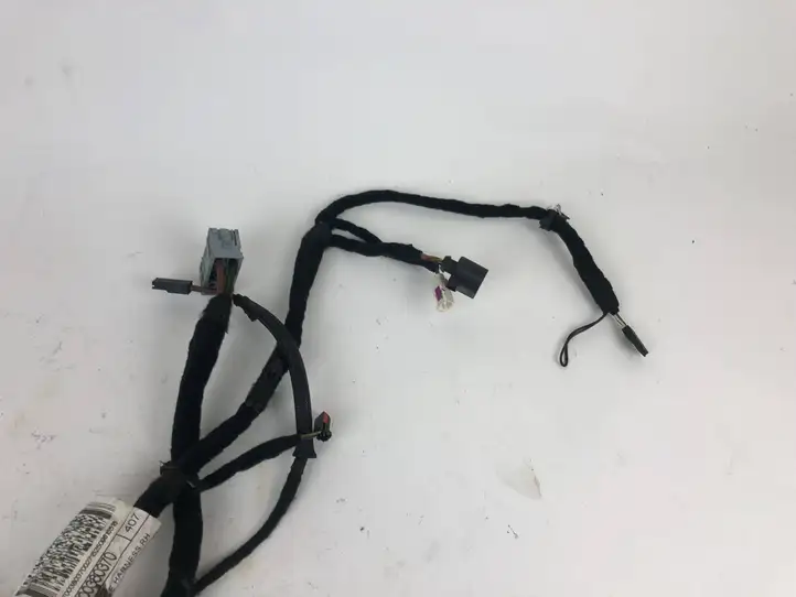 Maserati Levante (2017 - ) 06700380370 Прочая электропроводка — фото 4