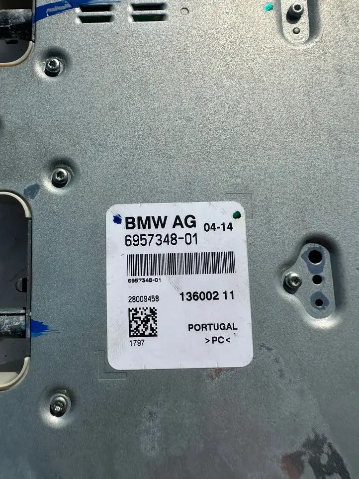 BMW 6 F12 F13 (2010 - 2018) 6957348 Усилитель антенны — фото 2