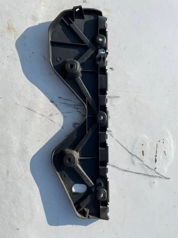 Dacia Lodgy (2012 - 2021) 850458989R Кронштейн заднего бампера — фото 2