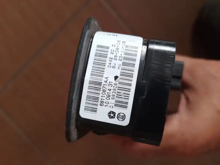 Dodge Grand Caravan (2007 - 2020) 68110871AA Кнопка стеклоподъемников — фото 4