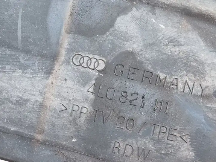 Audi Q7 4L (2005 - 2009) 4L0821111 Накладка крыла — фото 2