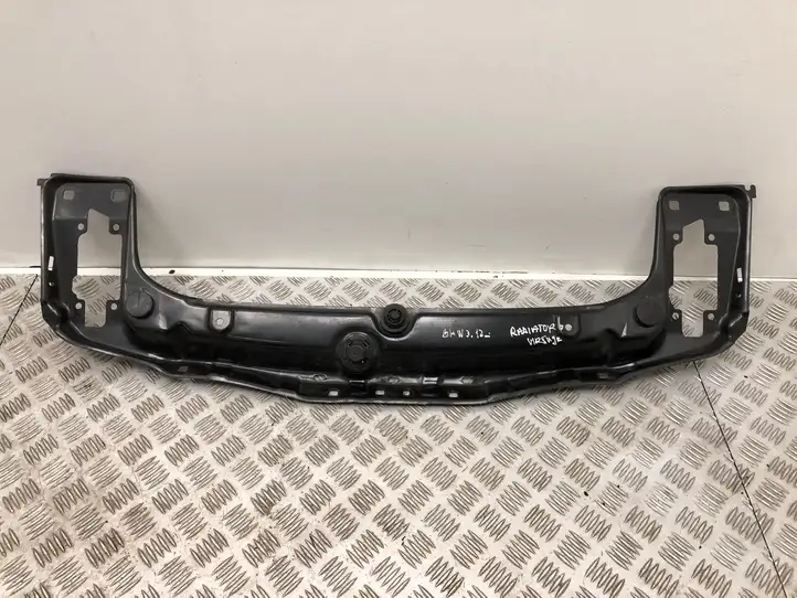 BMW 3 F30 F35 F31 (2012 - 2018) 17023811 Верхняя панель радиатора — фото 1