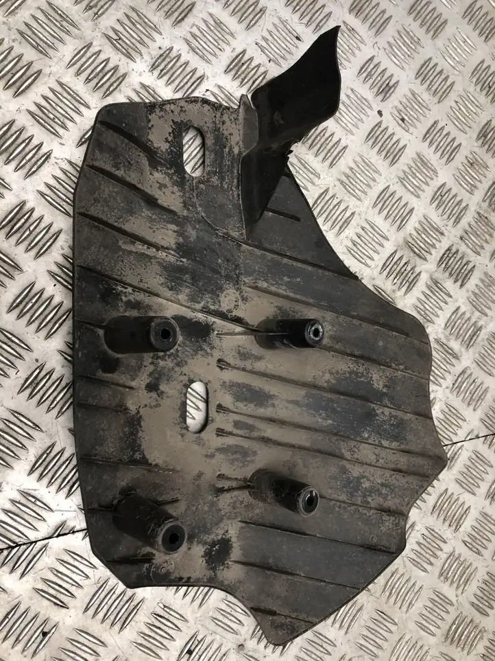BMW 3 F30 F35 F31 (2012 - 2018) 19183210 Защита днища задней части — фото 4