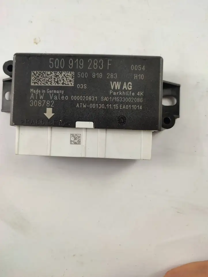 Audi A3/S3 8V (2012 - 2016) 5Q0919283F Блок управления парктрониками — фото 1