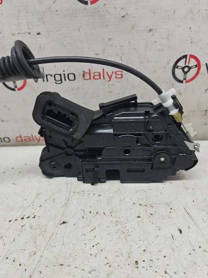Volkswagen Polo V 6R (2009 - 2015) 5K1837015D Замок ручки двери — фото 2