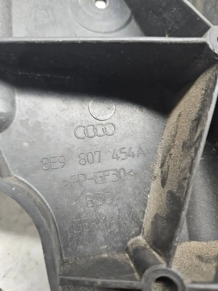 Audi A4 S4 B7 8E 8H (2004 - 2009) 8E9807454A Кронштейн заднего бампера — фото 4