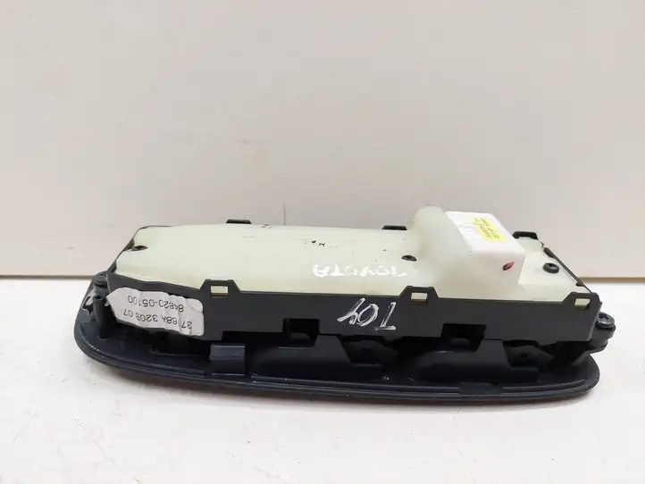 Toyota Avensis T250 (2006 - 2009) 37168A Блок кнопок стеклоподъемников — фото 4
