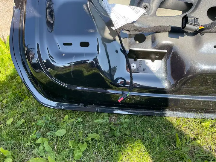 Maserati Levante (2017 - ) Крышка багажника — фото 9