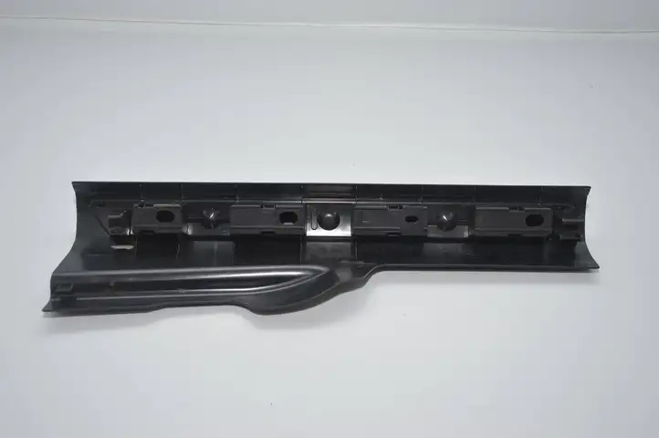 BMW 7 F01 (2008 - 2016) 9113026 Внутренняя отделка переднего порога — фото 4