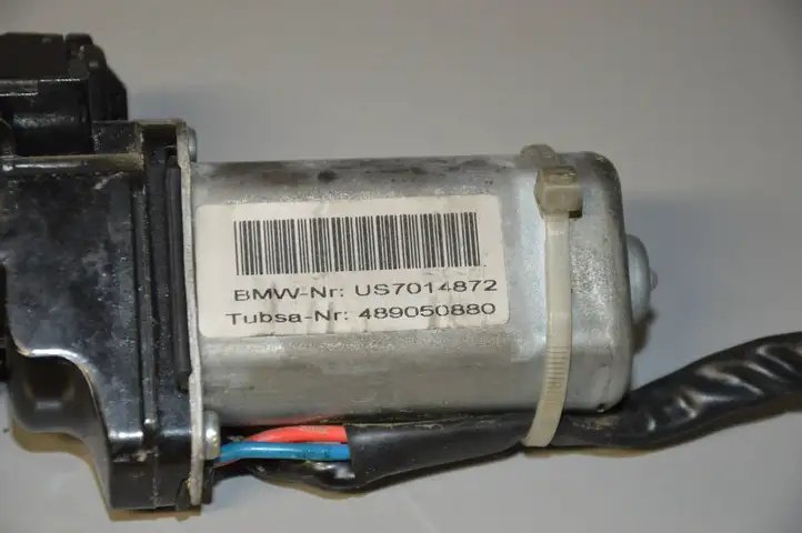 BMW 7 E65 E66 (2001 - 2008) 67107014872 Доводчик крышки багажника — фото 3