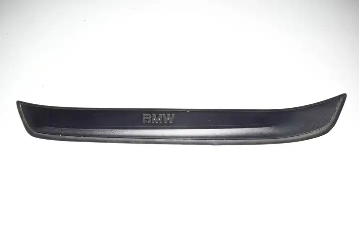 BMW X1 E84 (2009 - 2015) 2990843 Внутренняя отделка переднего порога — фото 1