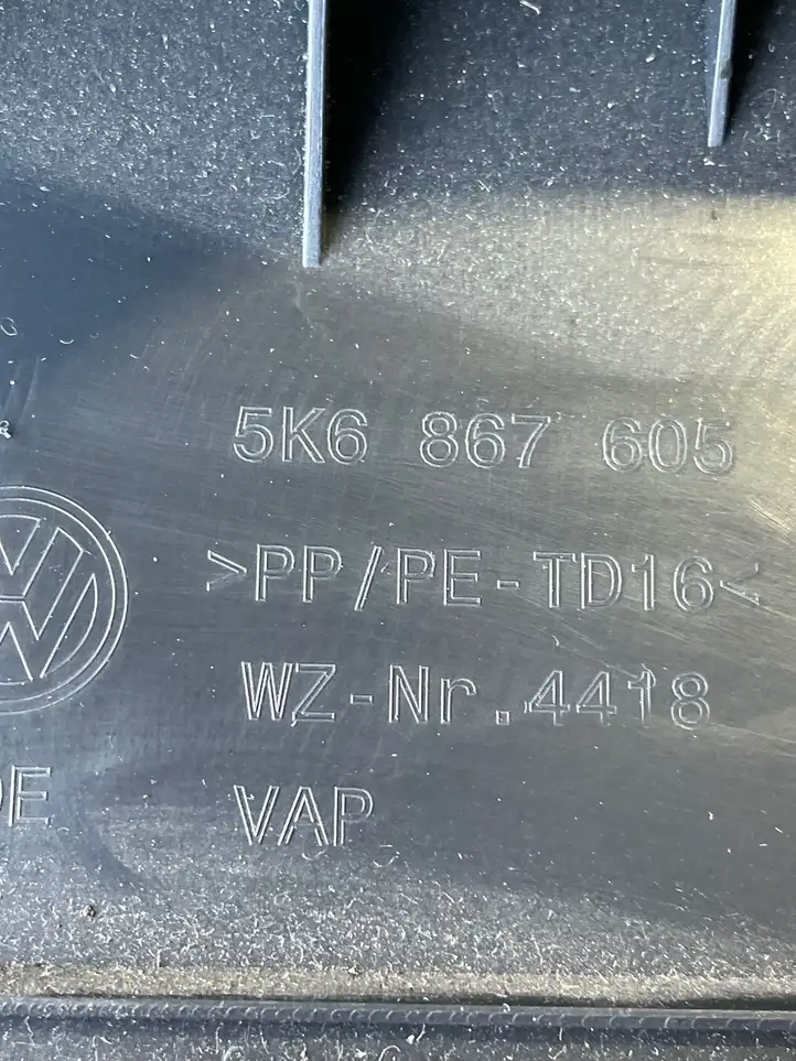 Volkswagen Golf VI (2009 - 2013) 5K6867605 Обшивка багажника — фото 5
