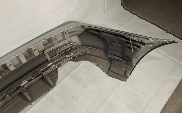 BMW 3 E46 (1998 - 2005)  51128204369 Бампер задний