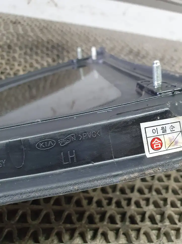 Kia Ceed (2015 - 2018) 87810A2100 Заднее боковое стекло — фото 6