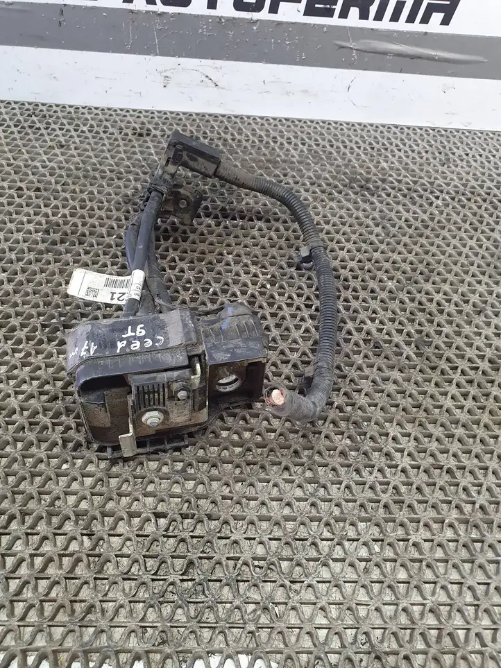 Kia Ceed (2015 - 2018) 91851A2210 Плюсовой провод аккумулятора — фото 3