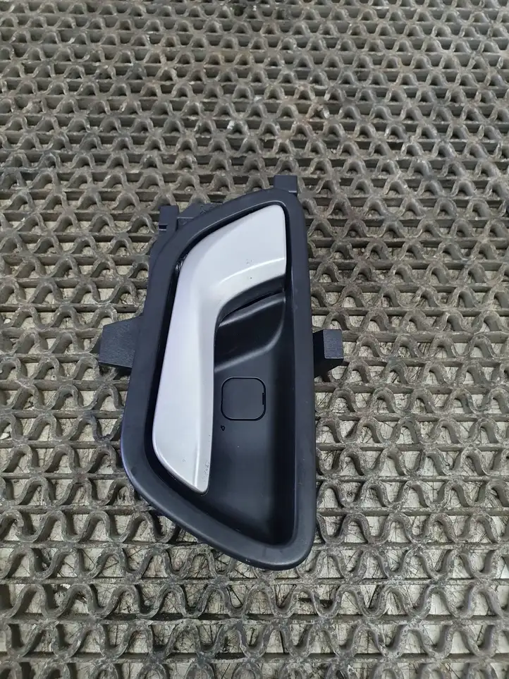Kia Rio (2015 - 2017) 82613H8500 Внутренняя ручка двери — фото 3