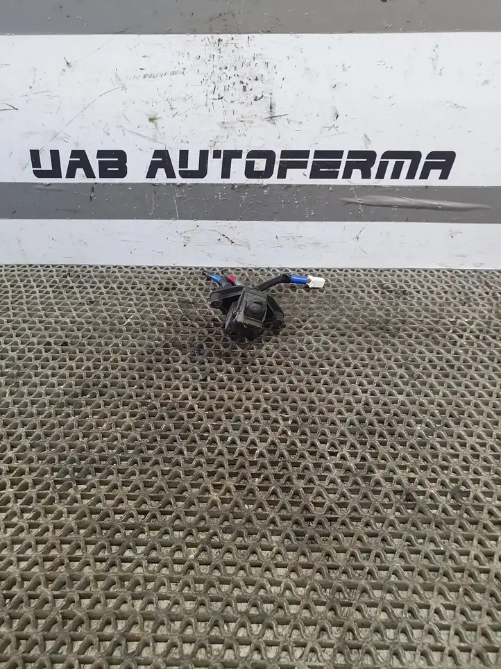 Nissan Qashqai (2013 - 2017) 284424EA0C Видеокамера заднего вида — фото 1