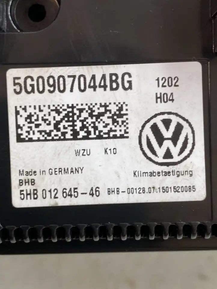 Volkswagen PASSAT B7 (2011 - 2014) 5G0907044BG Блок управления климат-контролем — фото 4