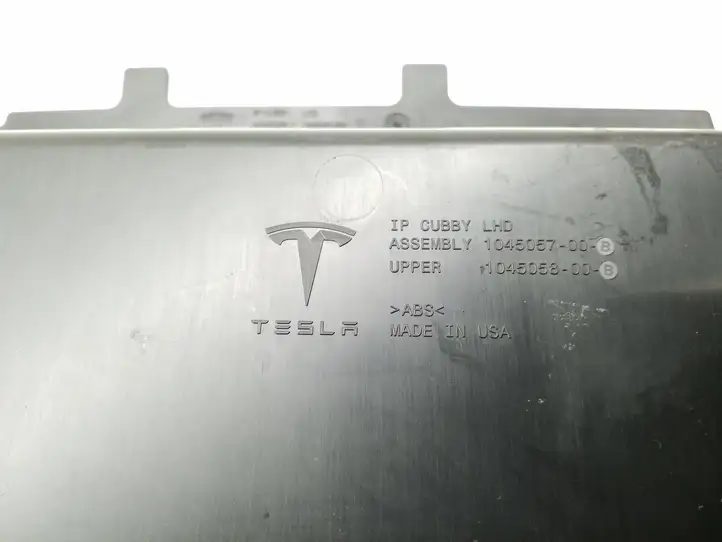 Tesla Model X (2015 - 2021) 104505700B Прочие детали салона — фото 3