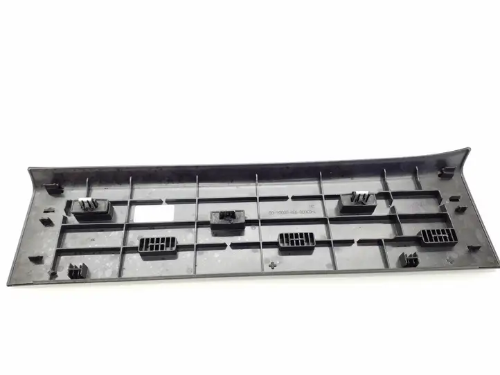 Tesla Model X (2015 - 2021)  105319500E Отделка переднего порога (внутренняя)