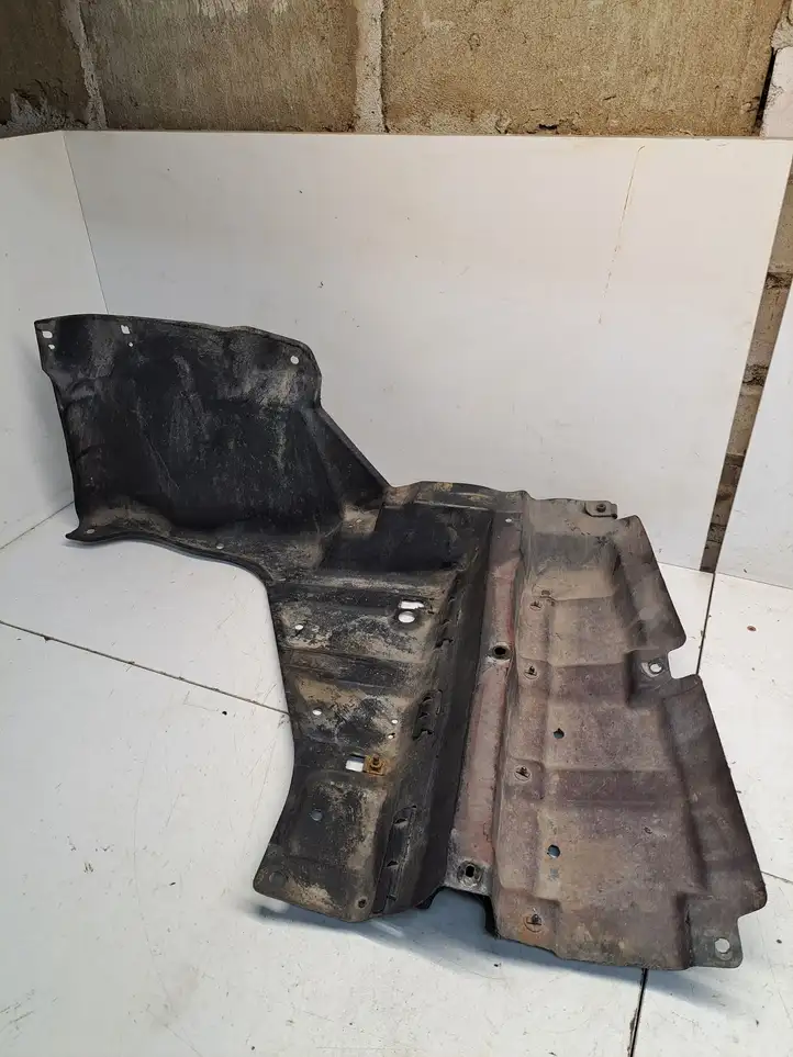 Toyota Prius (XW20) (2003 - 2009) 5144247021 Защита двигателя — фото 4