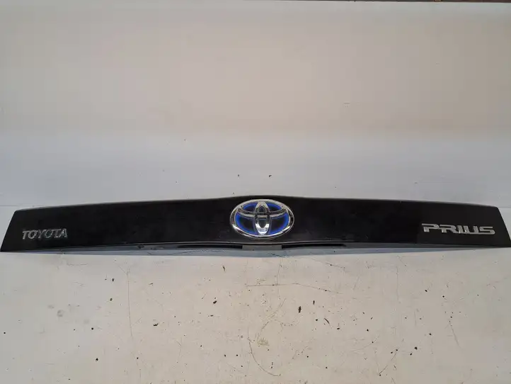 Toyota Prius (XW30) (2009 - 2015) 7680147070 Подсветка номера — фото 1