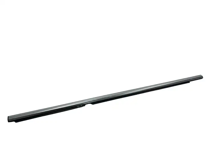 Volkswagen Tiguan (2007 - 2011) 5N0839475F Накладка стекла задней двери — фото 2