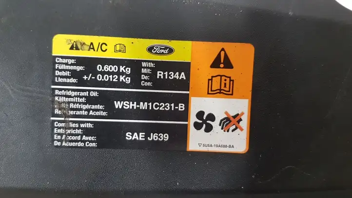Ford Focus (2005 - 2008) 4M5116613AC Верхняя панель радиатора — фото 3