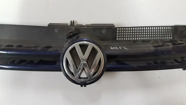 Volkswagen Golf IV (1998 - 2005) 1J0853655D Передняя решетка — фото 7
