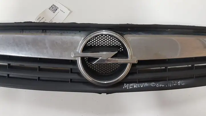 Opel Meriva A (2002 - 2006) 13207140 Передняя решетка — фото 3