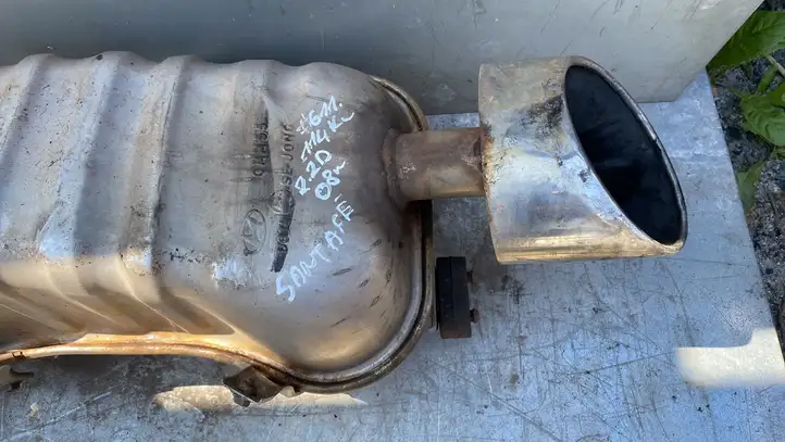 Hyundai Santa Fe (2005 - 2009)   Задняя часть глушителя