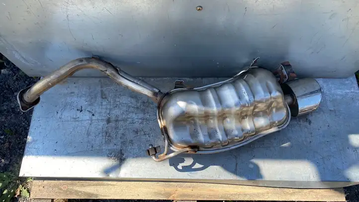 Hyundai Santa Fe (2005 - 2009)   Задняя часть глушителя