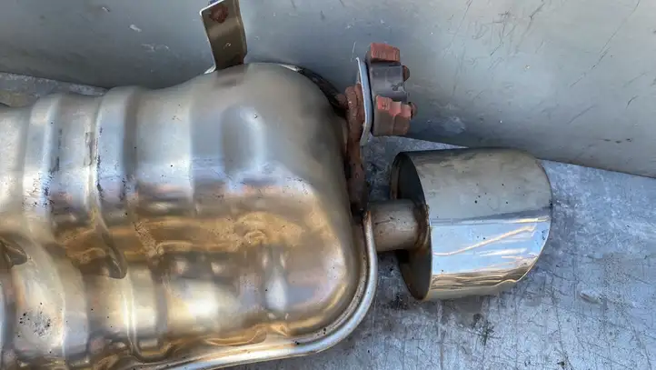 Hyundai Santa Fe (2005 - 2009)   Задняя часть глушителя