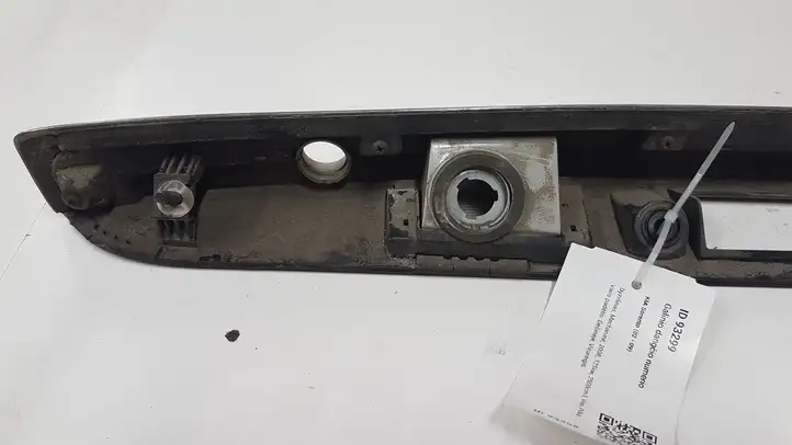 Kia Sorento (2006 - 2009) 925003E5 Подсветка номера — фото 7