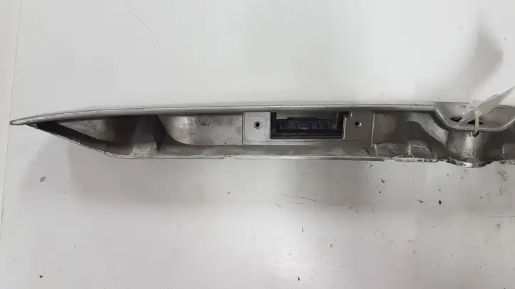 Opel Zafira A (1999 - 2003) 90579631 Подсветка номера — фото 4