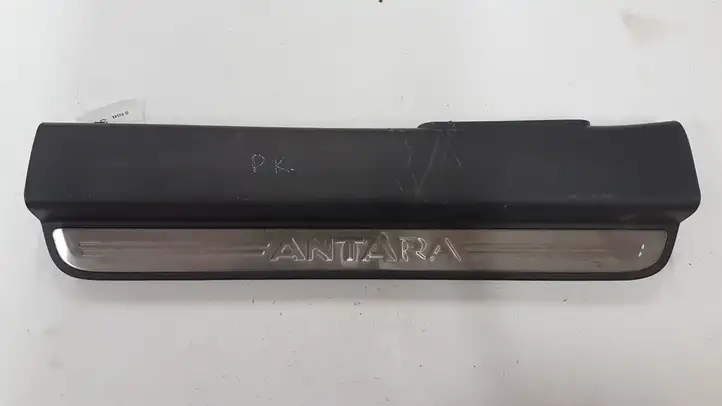 Opel Antara (2006 - 2011) 96630458 Внутренняя отделка переднего порога — фото 1