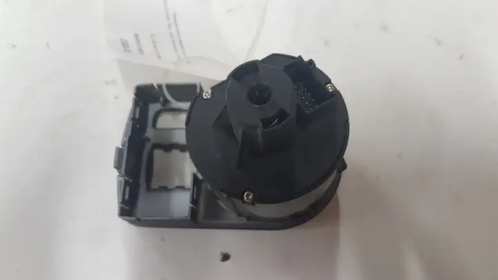 Audi A3/S3 8P (2004 - 2008) 8P2941531N Включатель фонарей — фото 4