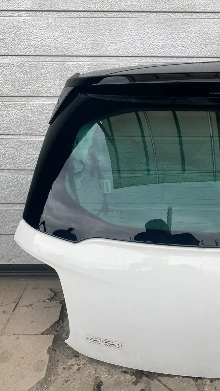 Citroen DS3 (2010 - 2016) Крышка багажника — фото 3
