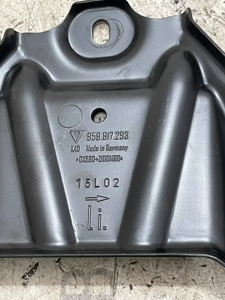 Porsche Macan (95B) (2014 - 2018) 95B817293 Прочие внешние детали — фото 3