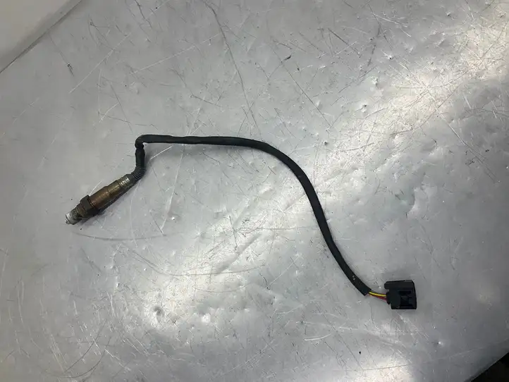 BMW 5 F10 F11 (2009 - 2016)  7576673 Зонд «Lambda»