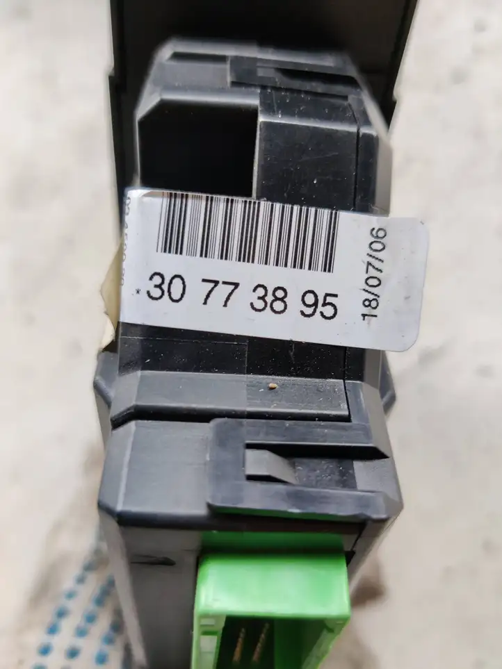 Volvo XC70 (2004 - 2007) 30773895 Кнопка стеклоподъемников — фото 2