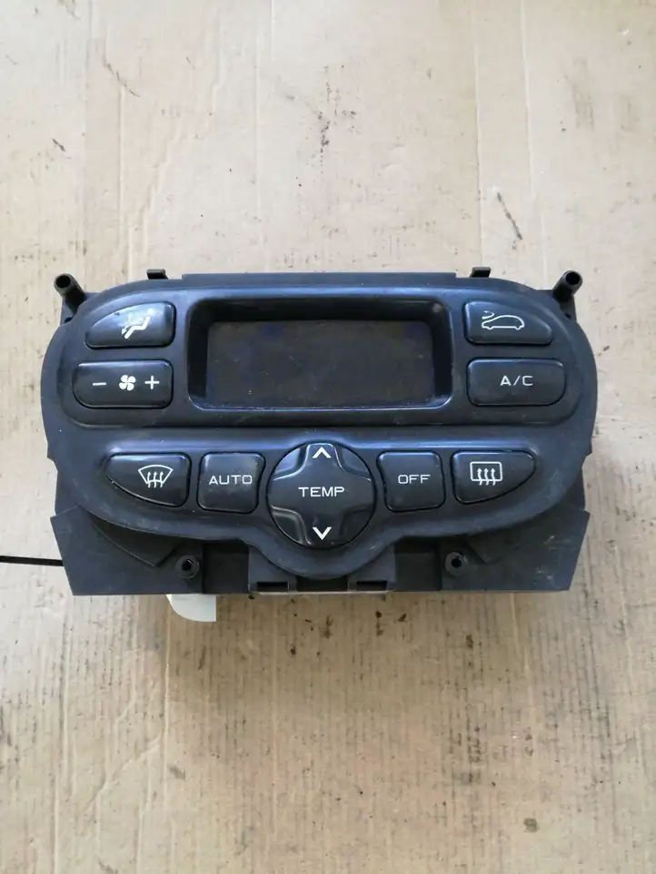 Citroen Xsara Picasso (1999 - 2012) 96314105ZR Блок управления климат-контролем — фото 1